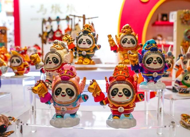 换新装！马墩墩来啦！ky开元棋牌冰墩墩再